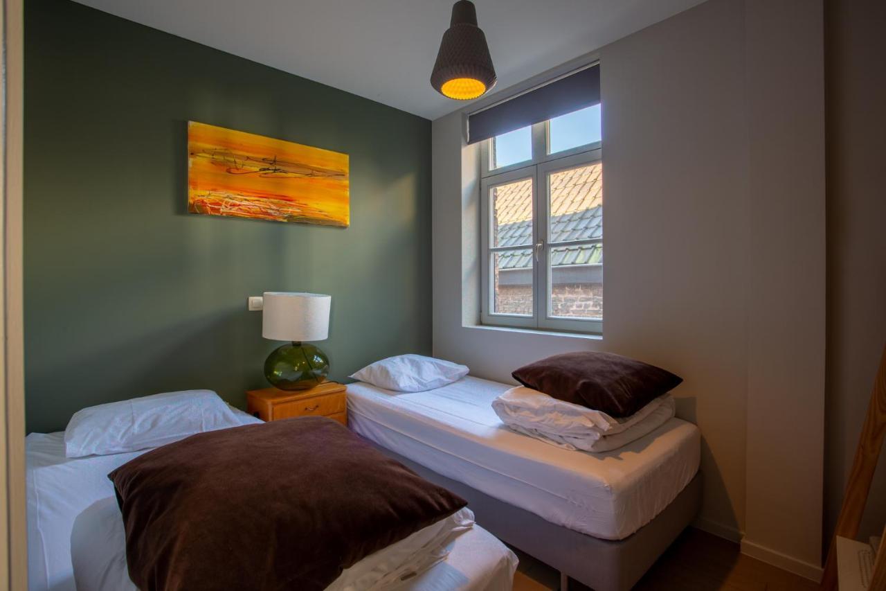 For Four Flat Apartment เกนต์ ภายนอก รูปภาพ